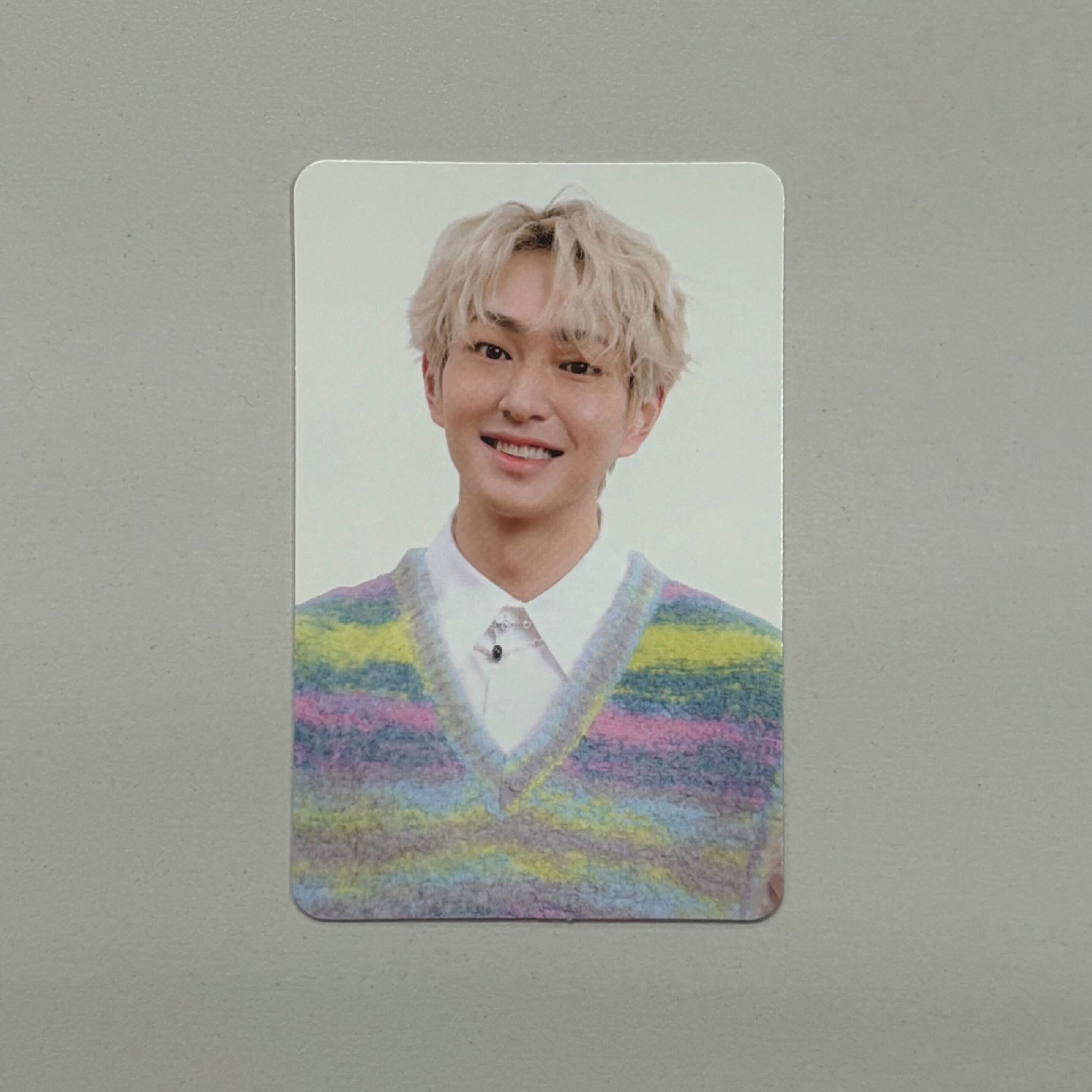 Shinee 2023 season's greetings SM STORE - Onew Photocard 