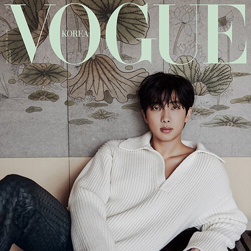 Vogue Magazine Cover 2023.05 Cover A