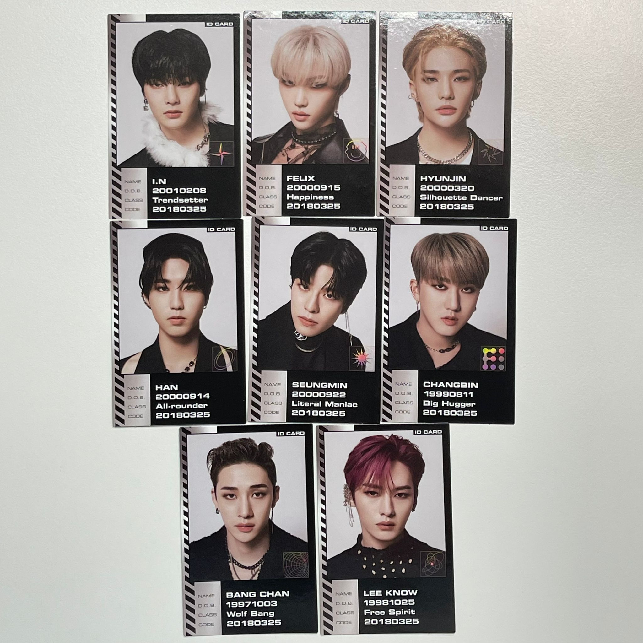 ODDINARY - ID Photo Card SET