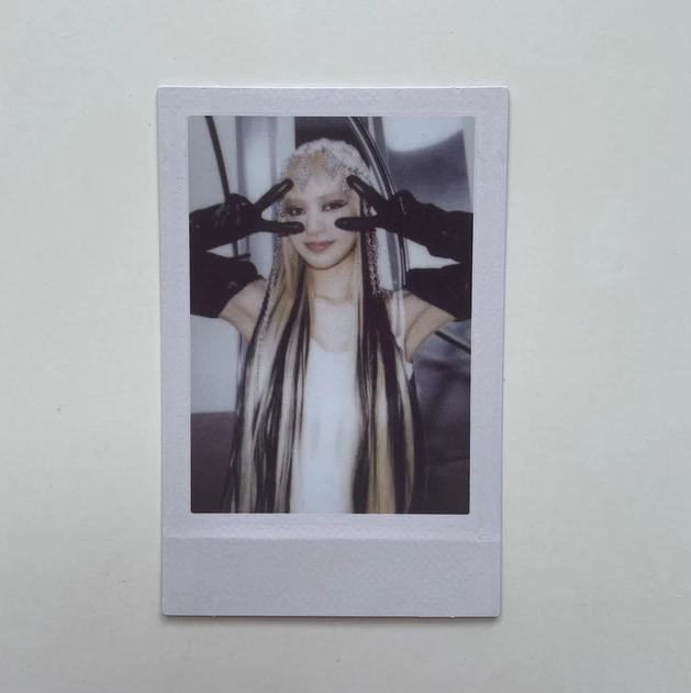 BLACKPINK - Born Pink LISA Polaroid