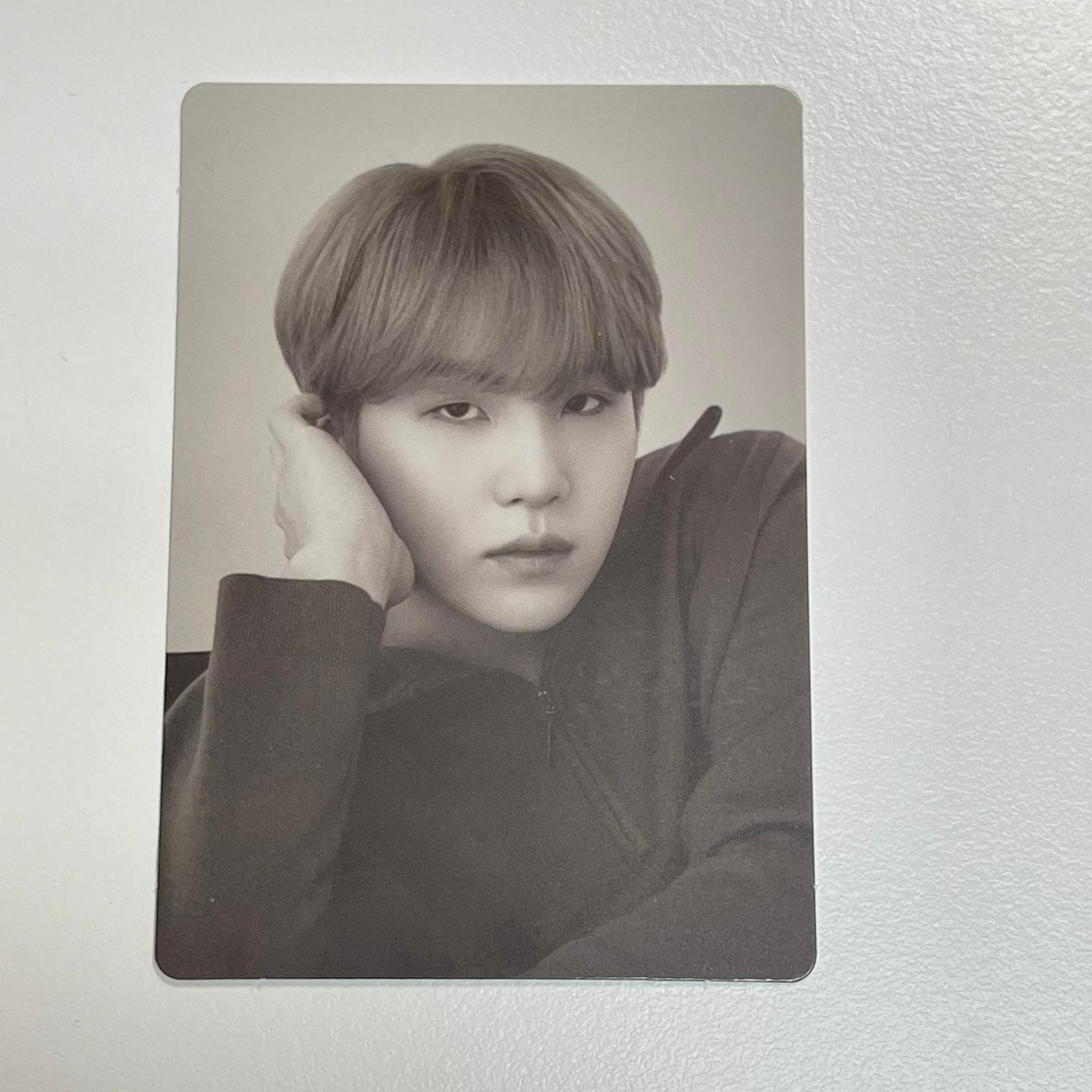 Monochrome POPUP Photocard (Ver 3/6)