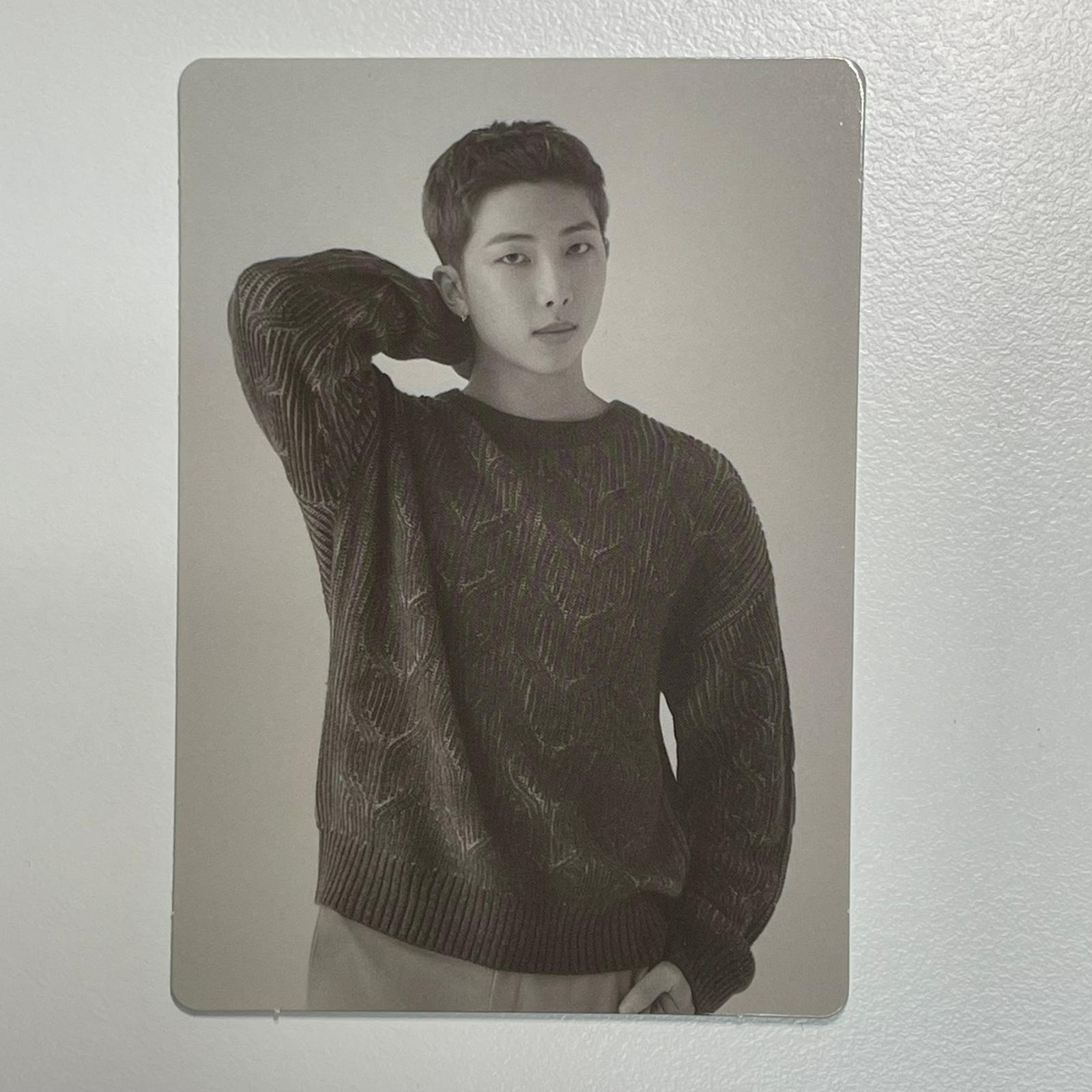 Monochrome POPUP Photocard (Ver 3/6)