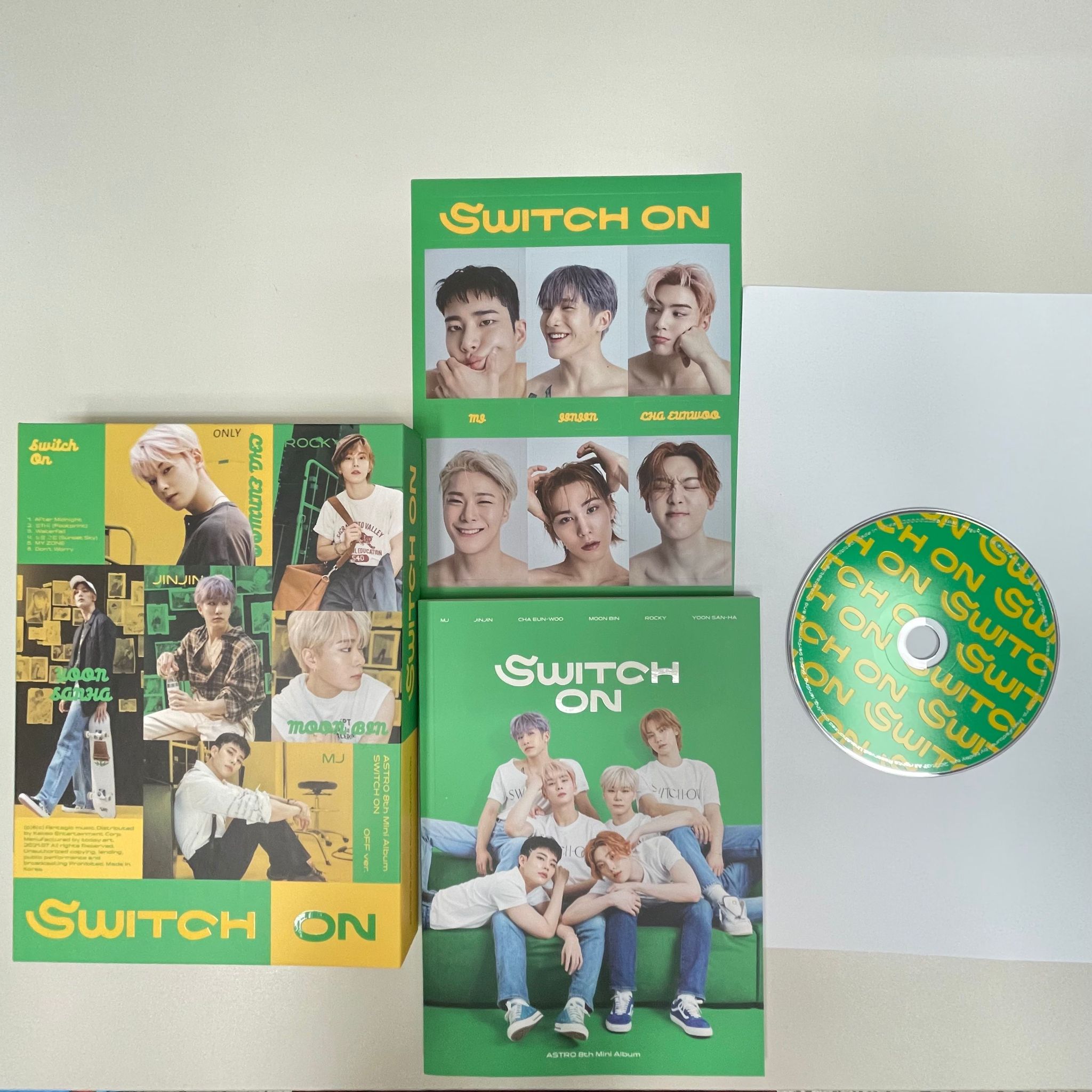 ASTRO - 8th mini album : SWITCH ON [ON/OFF ver.]