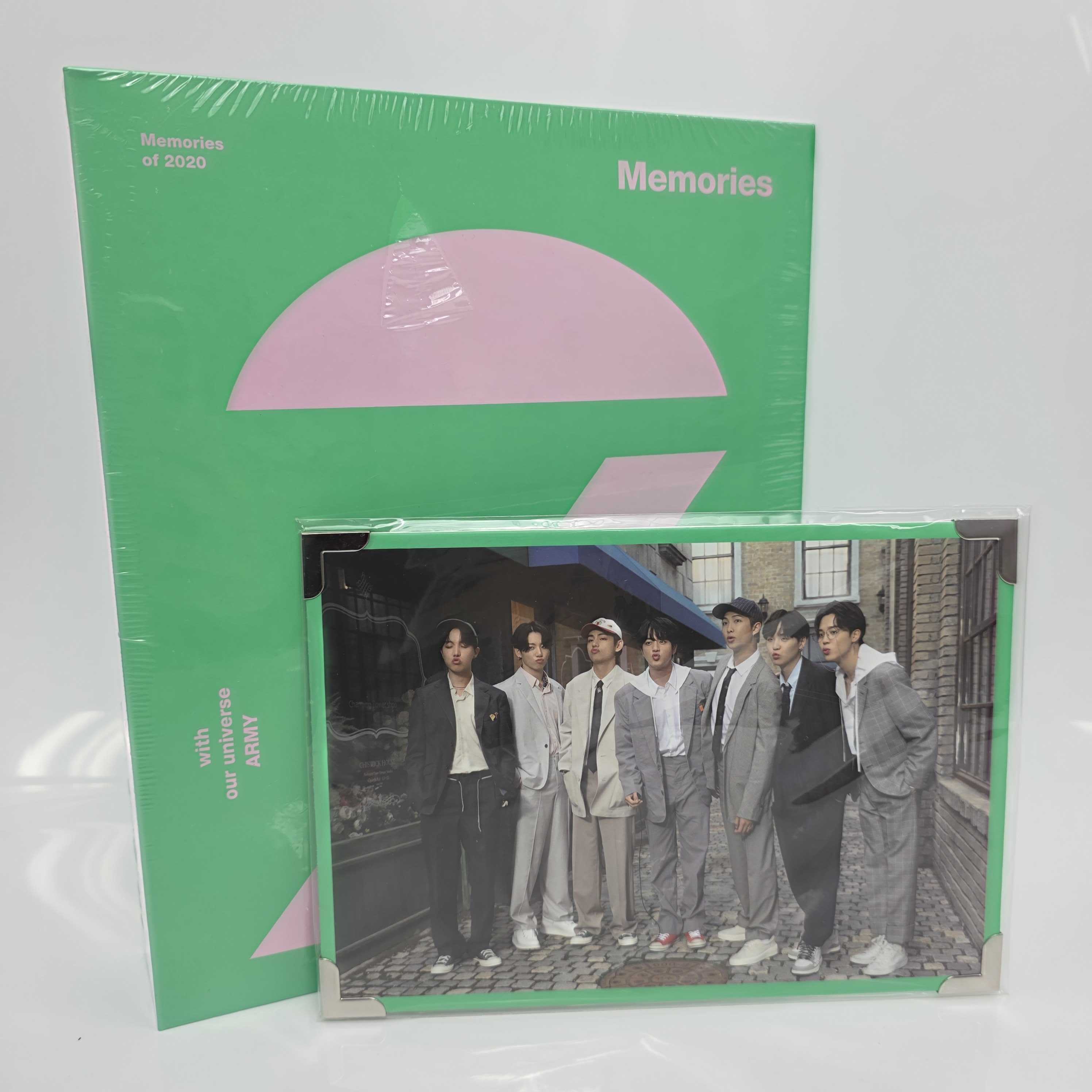 Memories of 2020 DVD + Weverse Gift ( Color imperfection ) 