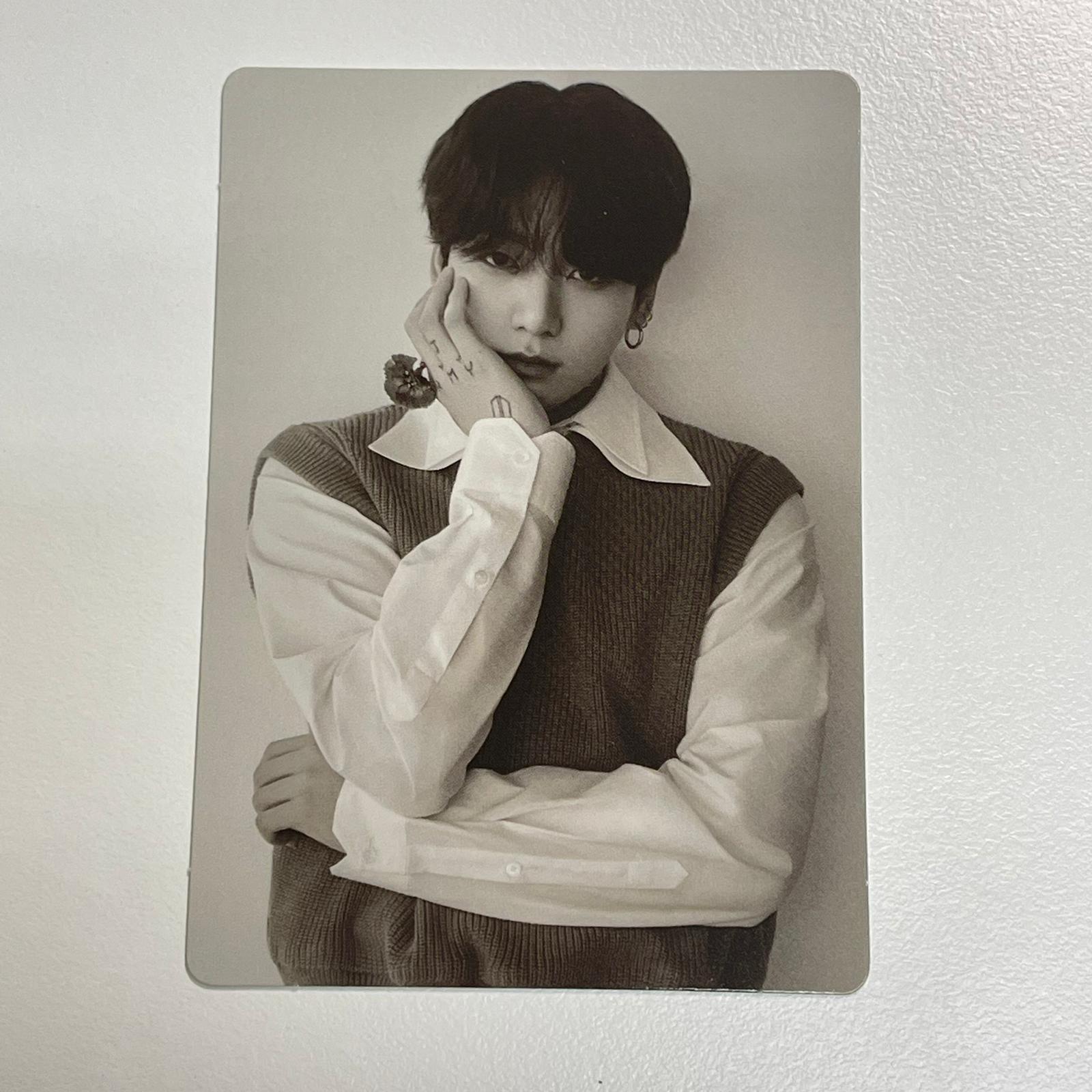 Monochrome POPUP Photocard (Ver 3/6)