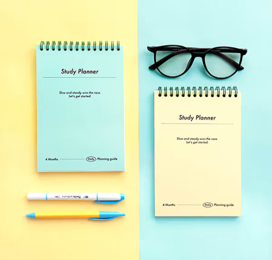 Study Planner 64 sheets (Random Color)