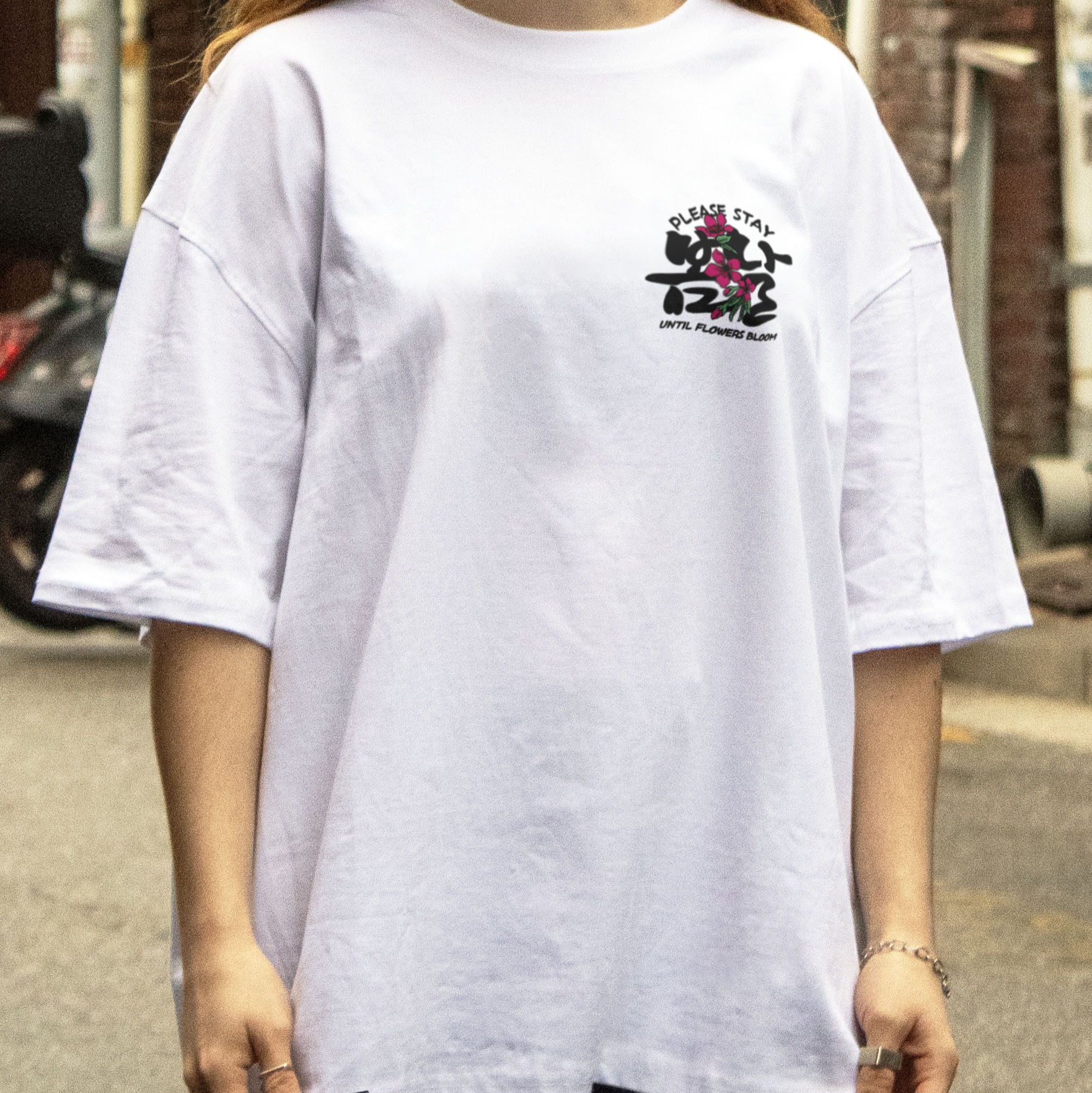 Nunchi7 Spring Day Tee - WHITE - M - Size